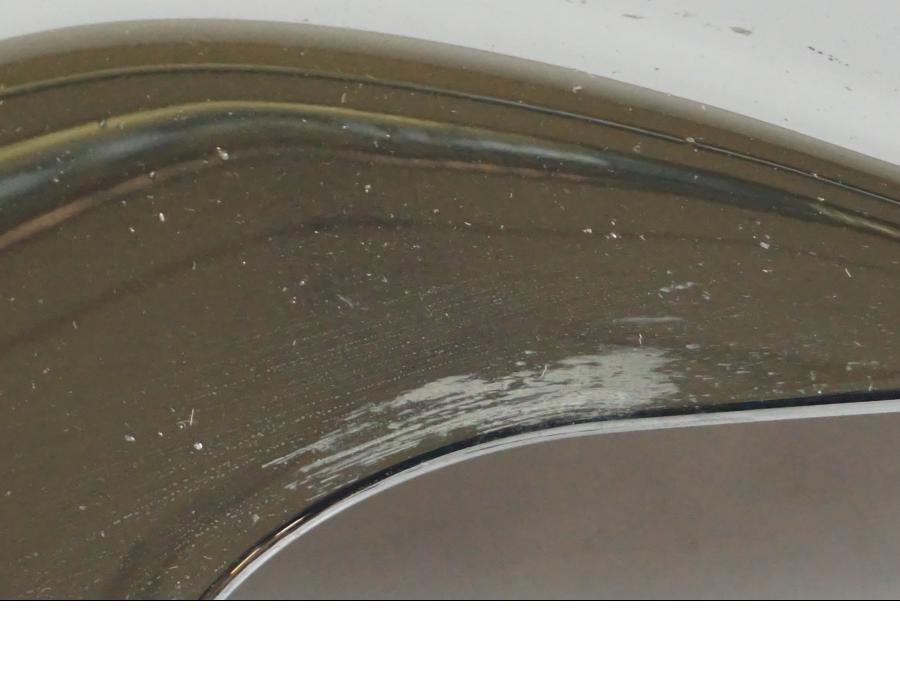 Snett nerifrån på Magkåpa från en Suzuki VZR 1800 -2009 motorcykel.