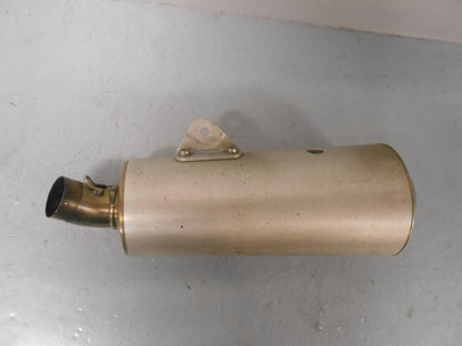 Vänster sida på Ljuddämpare från en Ducati Monster 696 -2009 motorcykel.