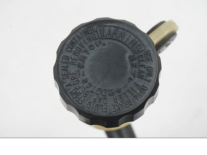 Vänster sida på Bromsvätskebehållare från en Yamaha YZF 1000 R1 -2007 motorcykel.