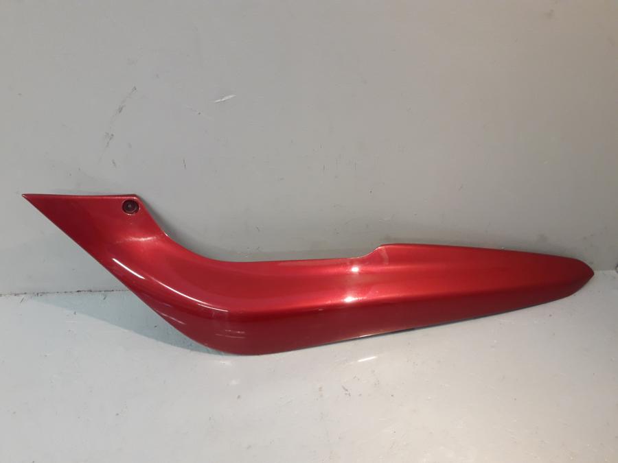 Framsidan på Sidopanel från en BMW R 1150 R -2004 motorcykel.