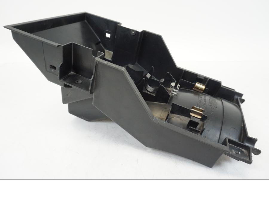 Höger sida på Undertail från en BMW K 1200 LT -2004 motorcykel.