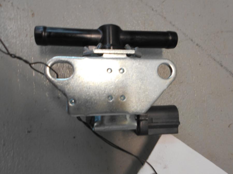 Höger sida på Luftventil från en Honda NC 750 S -2017 motorcykel.