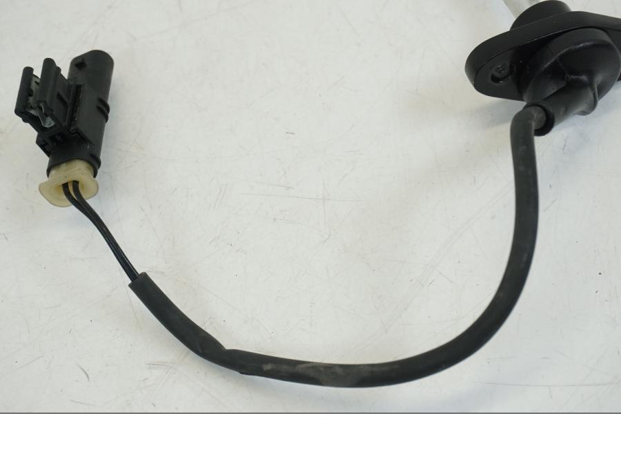 Vänster sida på Oljenivågivare från en BMW R 1250 GS -2019 motorcykel.