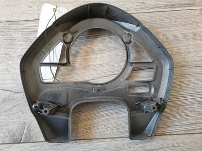 Baksidan på Instrumentfront från en Honda CB 600 Hornet -2007 motorcykel.