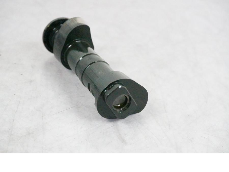 Höger sida på Kamaxel från en BMW R 1200 GS -2010 motorcykel.