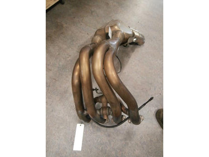 Höger sida på Grenrör från en BMW S 1000 RR -2013 motorcykel.