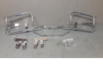 Framsidan på Sidoväskhållare från en Yamaha XJ 900 S -1985 motorcykel.