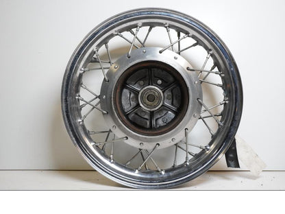 Extrabild1 på Fälg från en Suzuki LS 650 -1996 motorcykel.