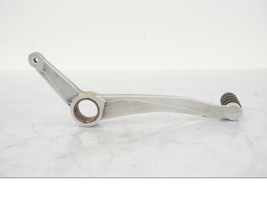 Vänster sida på Växelpedal från en BMW S 1000 XR -2019 motorcykel.