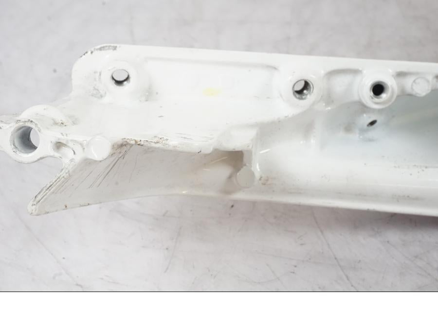 Extrabild3 på Bakram från en KTM 690 Duke -2015 motorcykel.