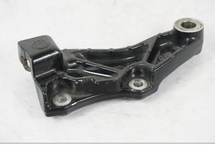 Vänster sida på Bromsoksfäste från en Yamaha XVS 1100 -2000 motorcykel.