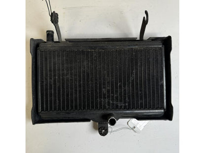 Baksidan på Vattenkyl från en Honda NSR 125 -2000 motorcykel.