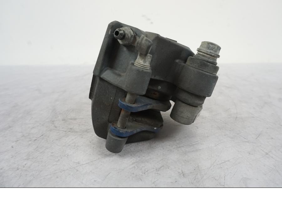 Höger sida på Bromsok från en Kawasaki Versys 650 -2014 motorcykel.