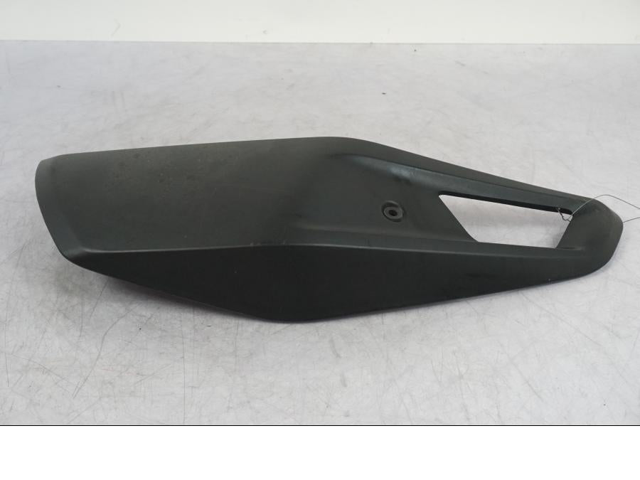 Baksidan på Värmeskydd från en KTM 1290 Super Adventure R -2018 motorcykel.