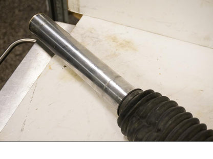 Vänster sida på Gaffelben från en Yamaha DT 125 -2002 motorcykel.