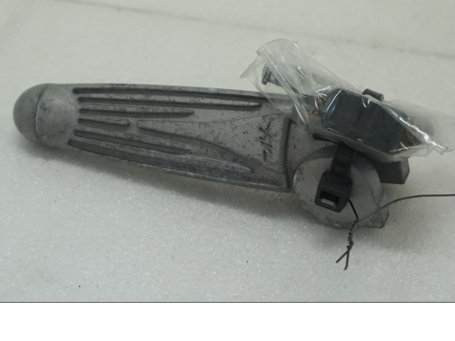 Framsidan på Fotpinne från en MV Agusta Brutale 800 -2014 motorcykel.