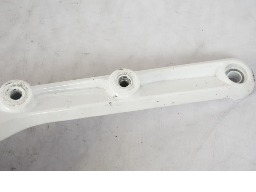 Snett uppifrån på Bakram från en KTM 690 Duke -2015 motorcykel.