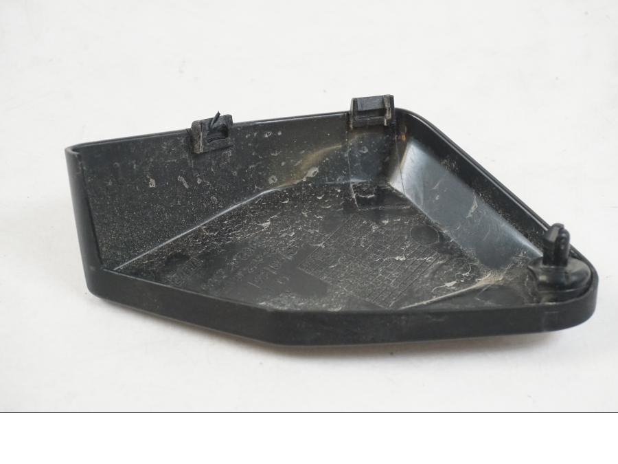 Vänster sida på Plast från en BMW R 1250 GS -2021 motorcykel.