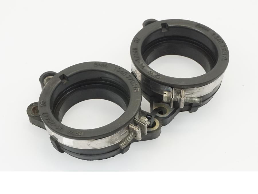 Baksidan på Insug från en BMW R 1150 R -2002 motorcykel.