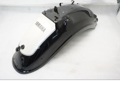 Vänster sida på Bakskärm från en Yamaha XV 1100 -1997 motorcykel.