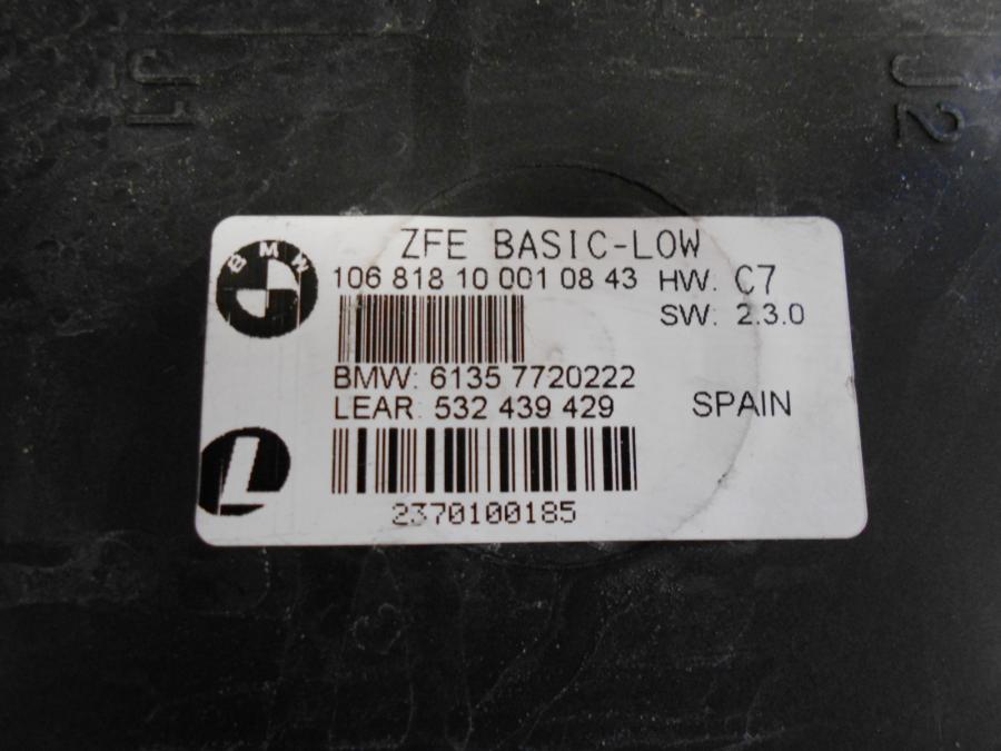 Framsidan på ZFE styrbox från en BMW F 800 S -2009 motorcykel.