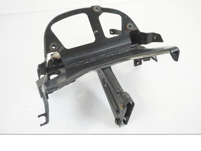 Framsidan på Toppkåpstag från en BMW F 650 CS -2002 motorcykel.