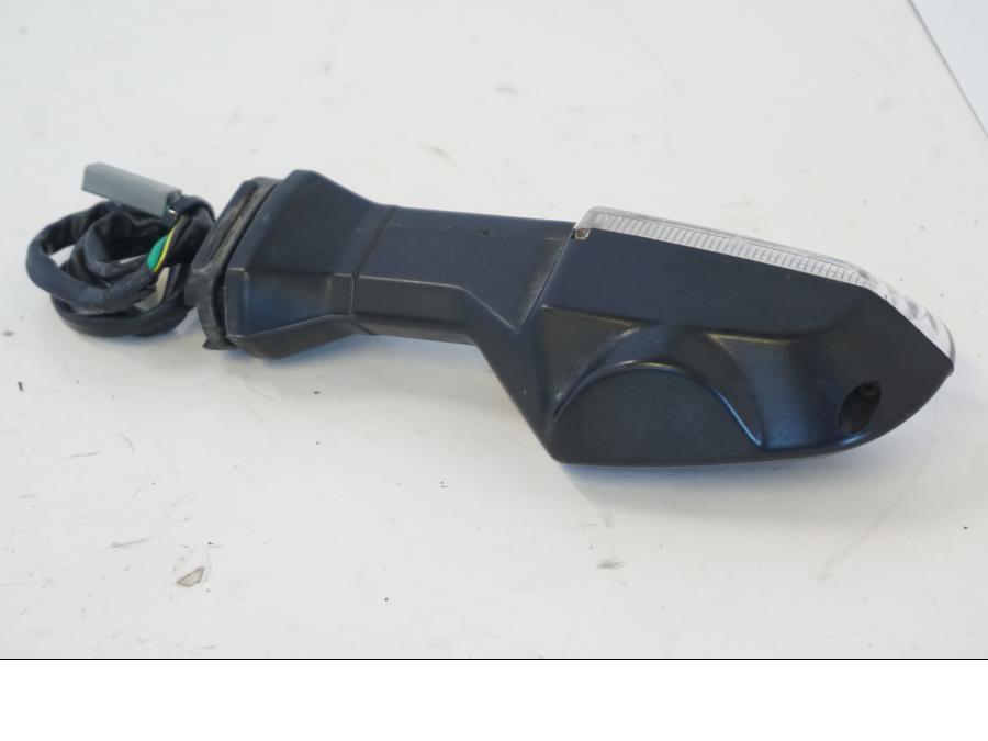 Höger sida på Blinkers från en Kawasaki ER-6N -2012 motorcykel.