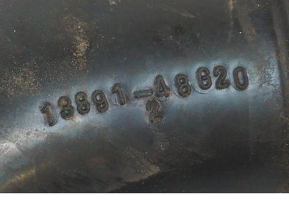 Baksidan på Luftburksnorkel från en Suzuki VZR 1800 -2009 motorcykel.