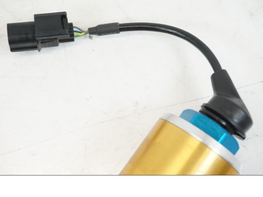 Extrabild3 på Gaffelben Öhlins från en Triumph Speed Triple -2021 motorcykel.