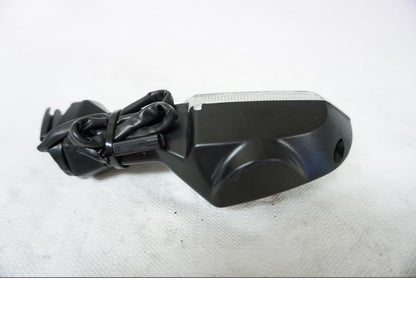 Höger sida på Blinkers från en Kawasaki Z 800 -2013 motorcykel.