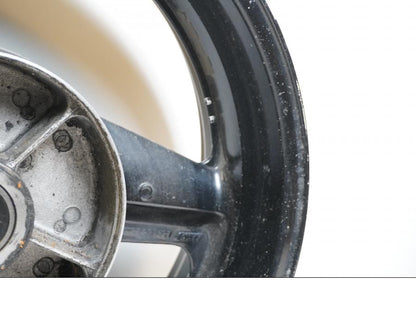 Extrabild4 på Fälg från en Honda CBR 1000 F -1993 motorcykel.