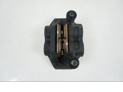 Höger sida på Bromsok från en Yamaha MT-09 Tracer -2021 motorcykel.