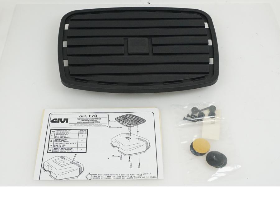 Framsidan på Pakethållare från en Universal Universal -0 moped.