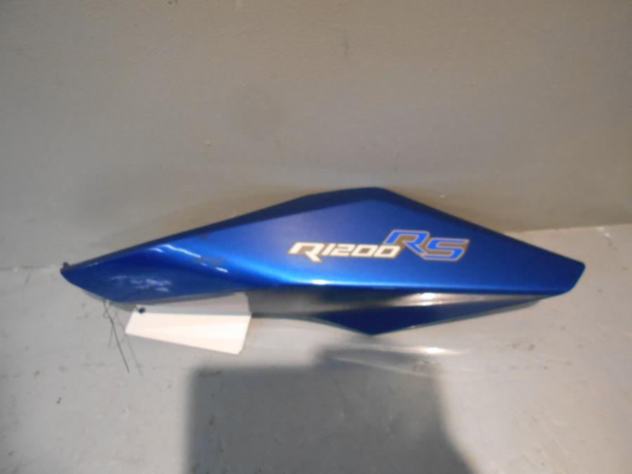 Framsidan på Sidopanel från en BMW R 1200 RS -2016 motorcykel.