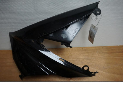 Framsidan på Toppkåpsinsida från en Suzuki GSX-R 1000 -2007 motorcykel.