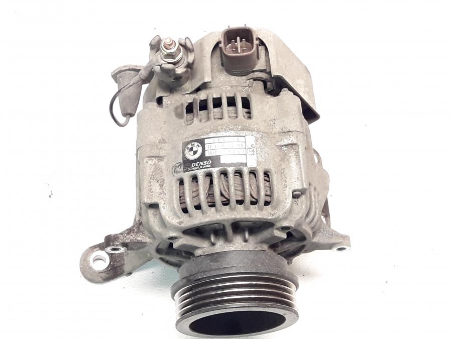 Framsidan på Generator från en BMW R 1200 GS -2006 motorcykel.