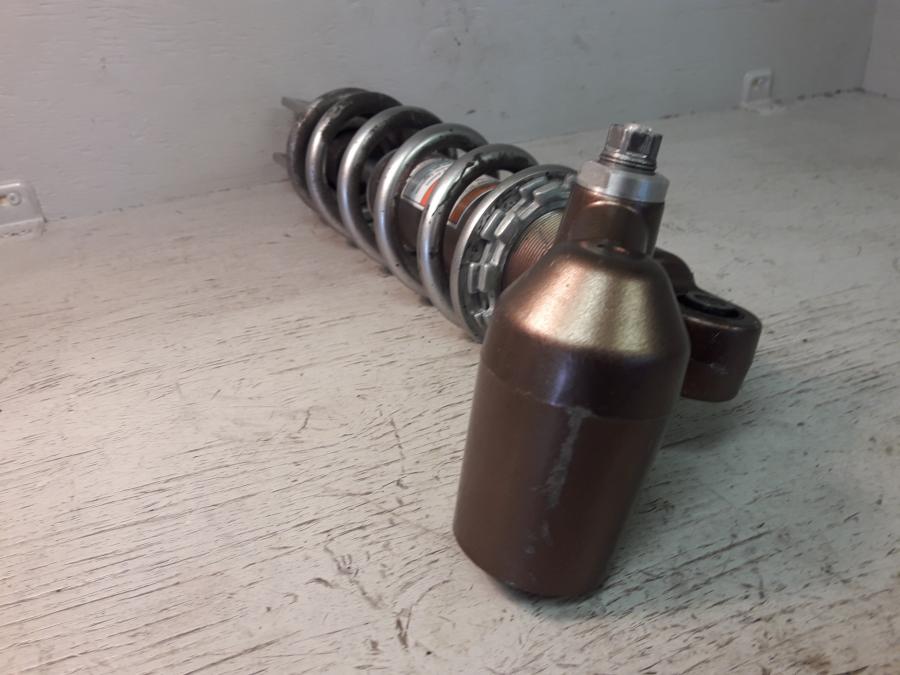 Höger sida på Stötdämpare från en Kawasaki ZX-10R -2009 motorcykel.