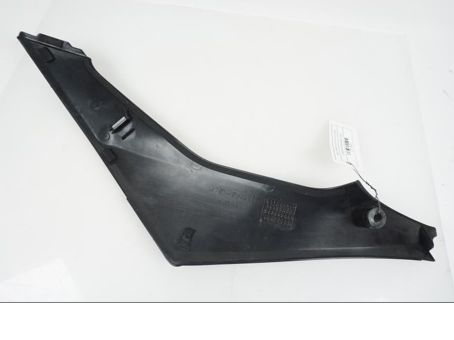 Höger sida på Bensintankskåpa från en Suzuki GSX-R 1000 -2007 motorcykel.