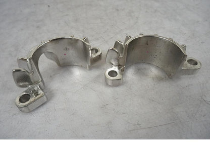 Vänster sida på Avgasanslutning från en Triumph Bonneville T120 -2021 motorcykel.