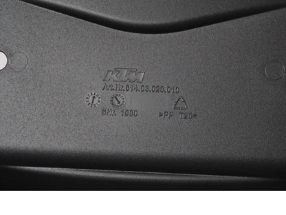 Vänster sida på Stänkskydd från en KTM 1290 Super Duke GT -2022 motorcykel.