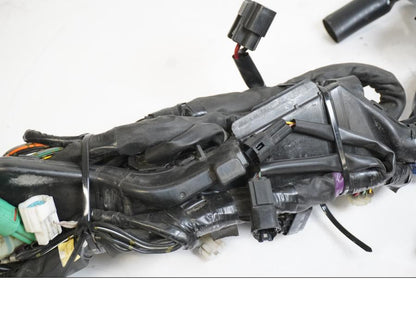 Vänster sida på Kabelstam från en Yamaha YZF 1000 R1 -2009 motorcykel.