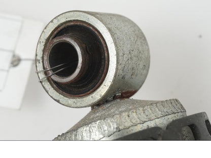 Höger sida på Stötdämpare från en Yamaha XJ 900 -1997 motorcykel.