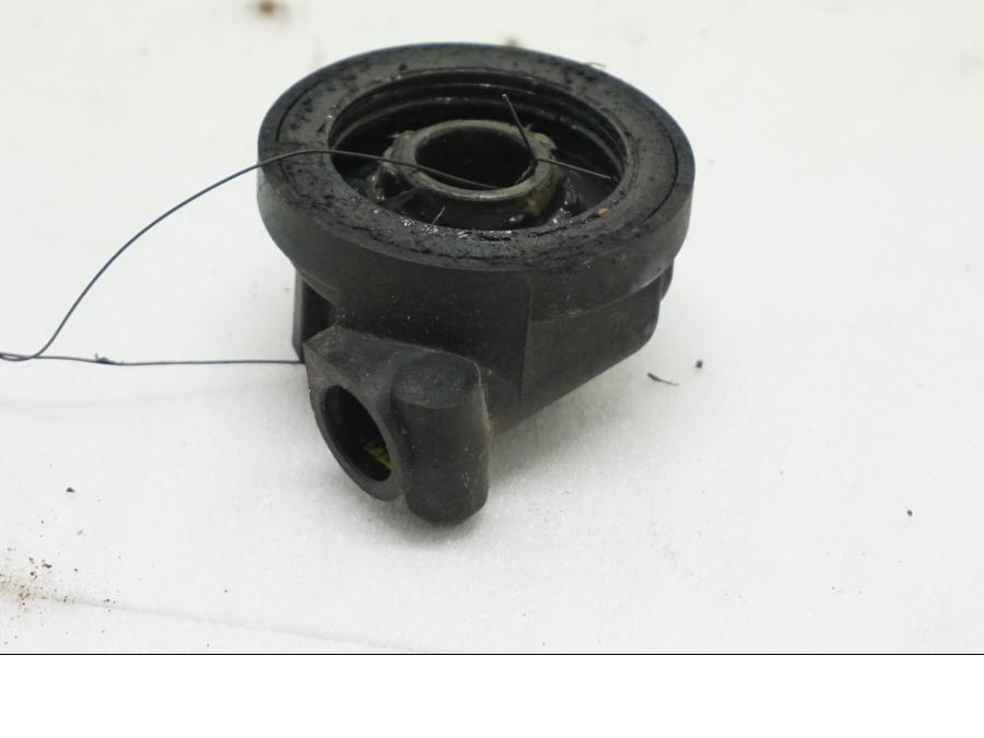 Framsidan på Hastighetsdrivning från en Suzuki DR 650 -1996 motorcykel.