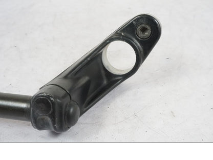 Vänster sida på Styre från en Suzuki GSX 550 EF -1985 motorcykel.