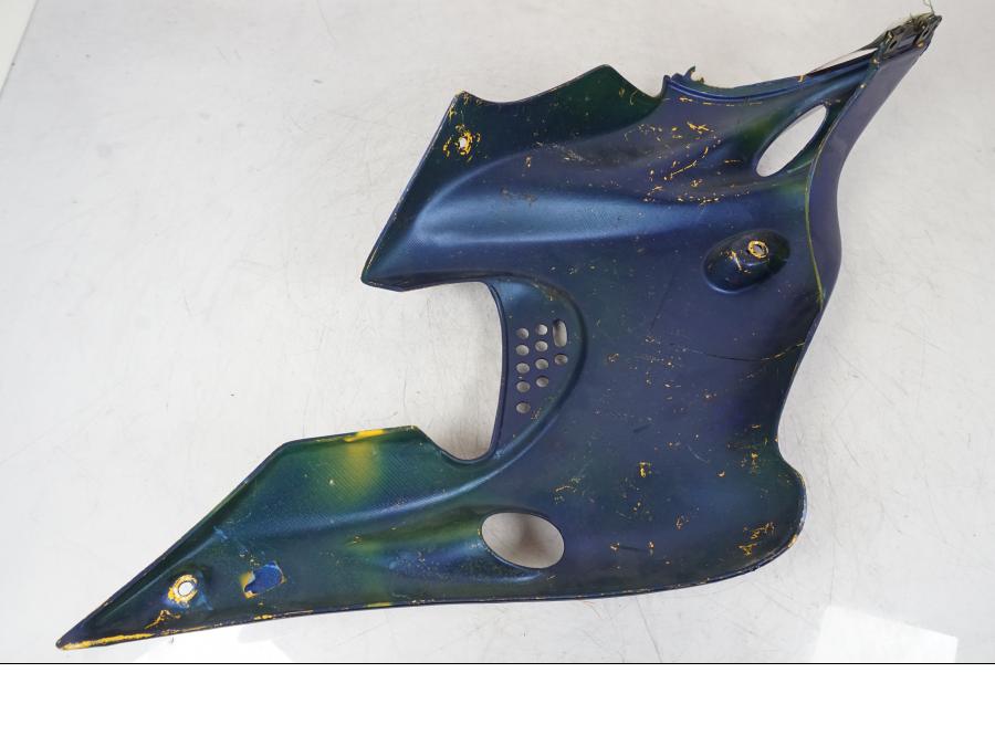 Extrabild4 på Sidkåpa från en Triumph Sprint RS -2000 motorcykel.