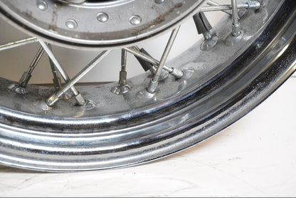 Extrabild4 på Fälg från en Yamaha XVS 1100 -2001 motorcykel.