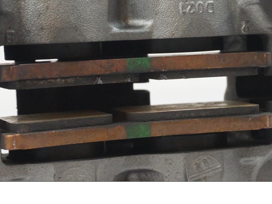 Extrabild5 på Bromsok från en KTM 1290 Super Duke R -2022 motorcykel.