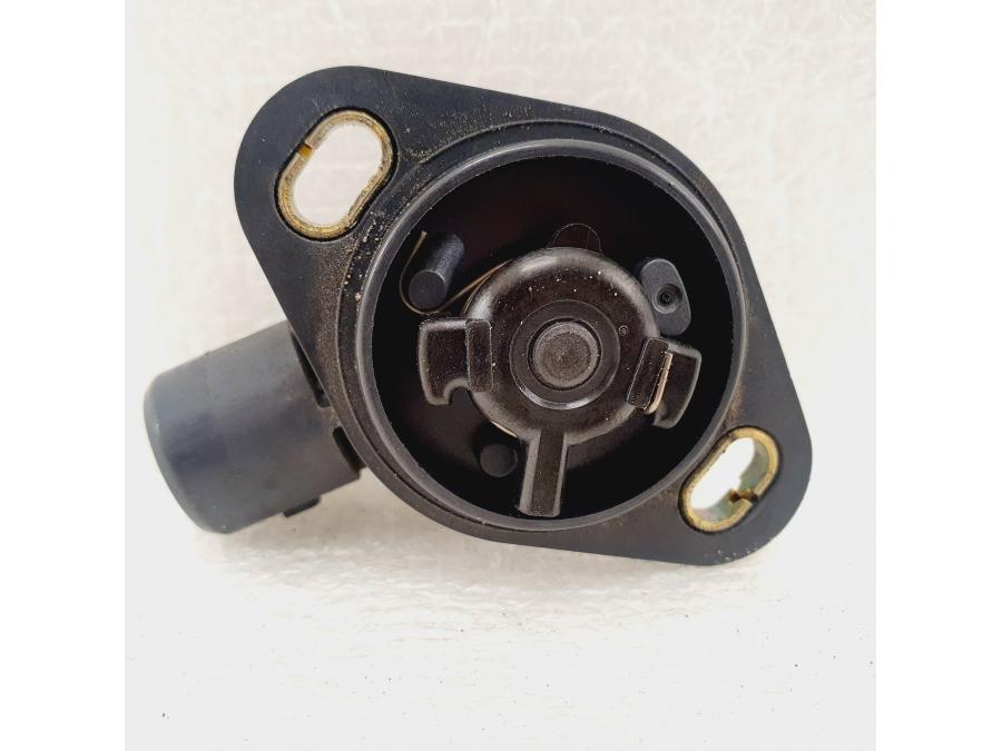 Snett uppifrån på TPS från en Honda CBR 900 RR -2003 motorcykel.