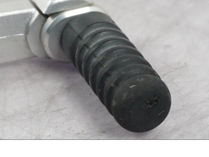 Snett nerifrån på Växelpedal från en BMW K 1600 GTL -2015 motorcykel.