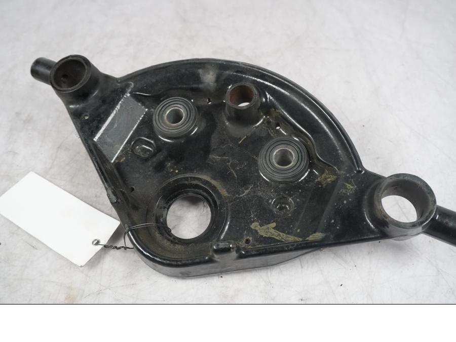 Vänster sida på Gaffelkrona från en H-D Touring Street Glide FLHX -2009 motorcykel.